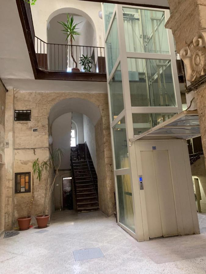 Palazzo Dei Tabacchi Apartment บารี ภายนอก รูปภาพ