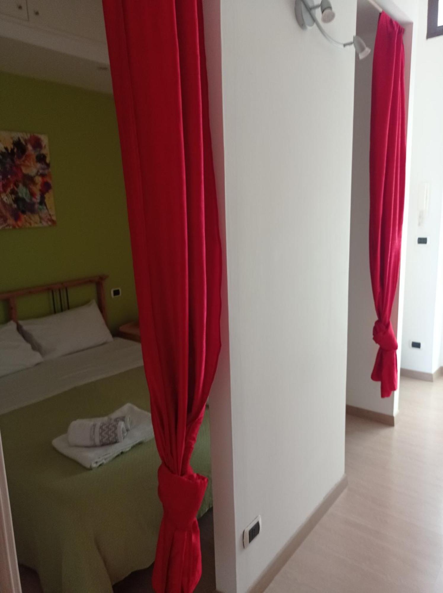 Palazzo Dei Tabacchi Apartment บารี ภายนอก รูปภาพ